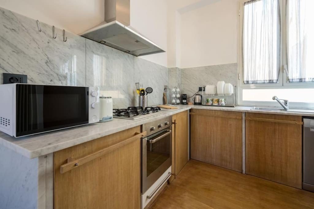 A Casa Di Ce' Apartment ลาสเปเซีย ภายนอก รูปภาพ